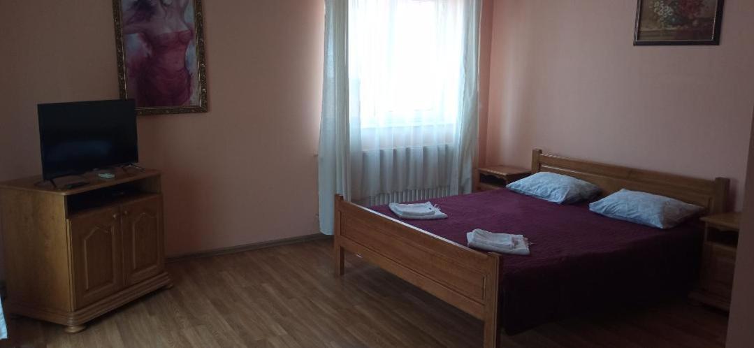 Hotel Nikolet Munkács Kültér fotó